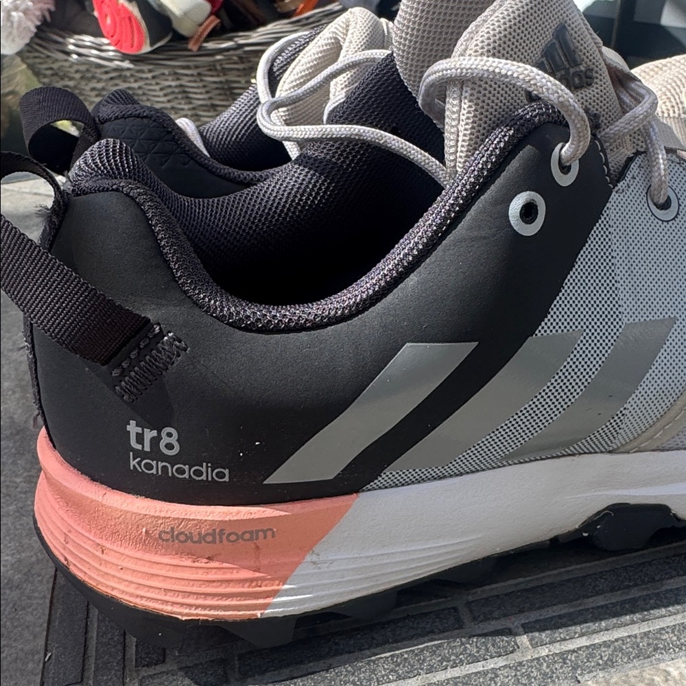 Adidas Kanadia Tr8 Hiking Trail Running Shoes - Picture 3 of 7